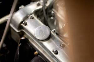 Image 44/50 of Jaguar XK 120 OTS (1952)