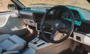 Image 4/34 of BMW 635 CSi (1989)