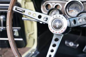 Immagine 36/50 di Ford Mustang 289 (1966)