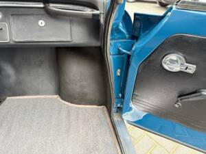 Bild 12/15 von DKW F12 Roadster (1963)