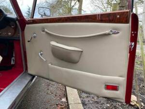 Image 36/50 of Bristol 410 (1967)