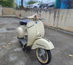 Immagine 2/35 di Piaggio Vespa 150 GL (1963)