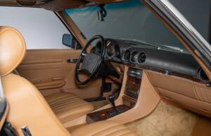 Bild 18/23 von Mercedes-Benz 560 SL (1987)