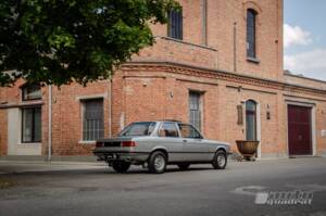 Image 4/22 of BMW 323i (1980)