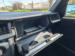 Image 19/22 of Mercedes-Benz 190 E 1.8 (1990)