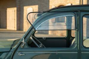 Image 10/41 de Citroën 2 CV (1963)