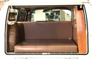 Immagine 10/15 di Volkswagen T2a Westfalia (1968)