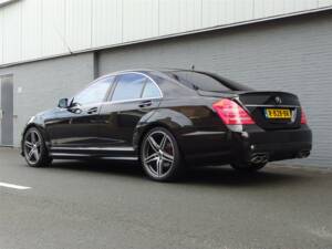 Bild 3/100 von Mercedes-Benz S 500 (2008)