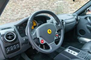 Bild 37/50 von Ferrari F 430 (2005)