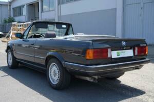 Image 5/19 de BMW 320i (1989)
