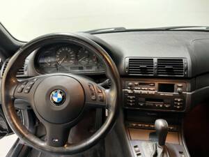 Immagine 11/15 di BMW 325Ci (2003)