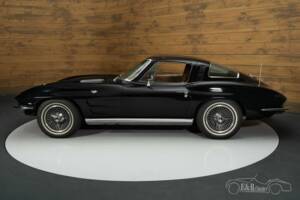Image 7/8 of Chevrolet Corvette Sting Ray (1964)