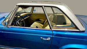 Image 12/14 of Mercedes-Benz 230 SL (1965)