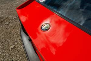 Image 19/25 of Alfa Romeo GTV 6 2.5 (1984)