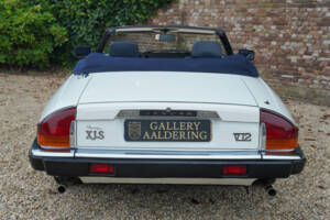 Image 17/50 of Jaguar XJS 5.3 V12 (1988)