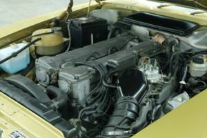 Image 36/50 de Mercedes-Benz 280 SLC (1977)