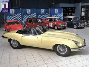Image 9/51 de Jaguar E-Type (1970)