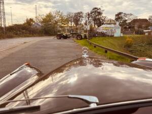 Image 23/43 of Mercedes-Benz 220 S (1956)