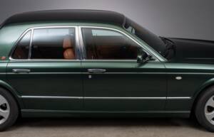 Image 7/36 of Bentley Arnage Red Label (2001)