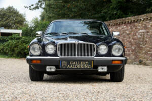 Imagen 10/50 de Jaguar XJ 12 (1985)