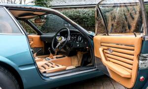 Afbeelding 4/65 van Ferrari 365 GTB&#x2F;4 Daytona (1972)