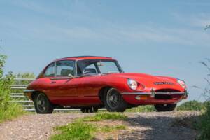 Image 7/50 de Jaguar Type E (2+2) (1969)