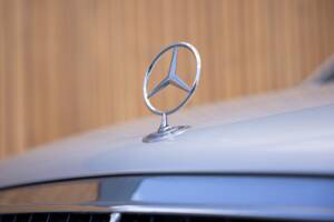 Image 21/59 of Mercedes-Benz 600 SEL (1992)