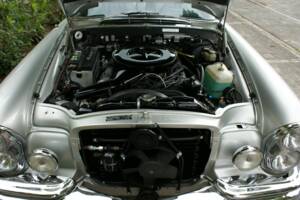 Afbeelding 7/25 van Mercedes-Benz 280 SE 3,5 (1971)