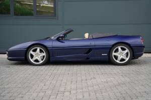 Image 6/50 de Ferrari F 355 Spider (1998)
