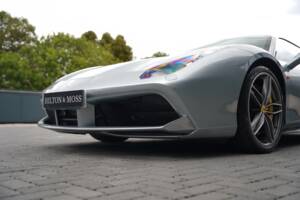 Image 30/50 of Ferrari 488 GTB (2017)