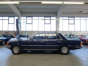 Image 27/42 of Mercedes-Benz 450 SEL 6,9 (1976)