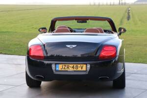 Image 30/50 of Bentley Continental GTC (2007)