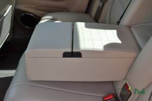 Immagine 33/50 di Jaguar XJ 2.7 D (2008)