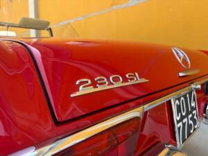Image 7/9 de Mercedes-Benz 230 SL (1964)