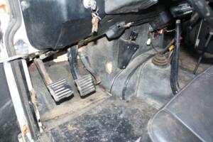 Image 28/33 of Land Rover 88 (1984)