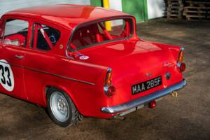 Bild 4/50 von Ford Anglia Super (1968)