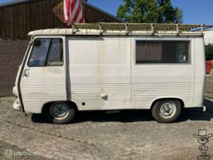 Immagine 6/23 di Peugeot J7 (1971)