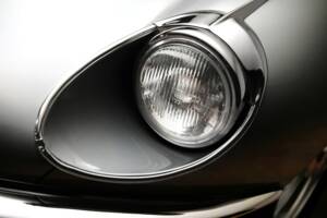 Image 13/17 de Jaguar E-Type (1970)