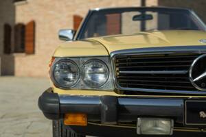 Obraz 28/50 pojazdu Mercedes-Benz 450 SL (1977)