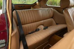 Afbeelding 46/50 van Jaguar E-Type V12 (2+2) (1972)