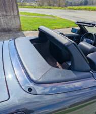 Image 23/42 of Mercedes-Benz 300 SL-24 (1992)