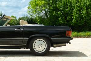 Imagen 19/50 de Mercedes-Benz 300 SL (1986)