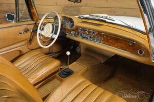 Bild 8/19 von Mercedes-Benz 280 SE (1973)