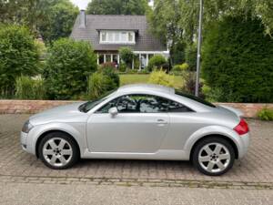 Image 2/5 of Audi TT 1.8 T quattro (2000)