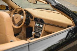 Bild 87/96 von Porsche 911 Carrera 4 (2006)