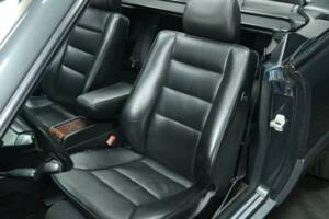 Bild 13/50 von Mercedes-Benz 300 CE-24 3.4 AMG (1993)