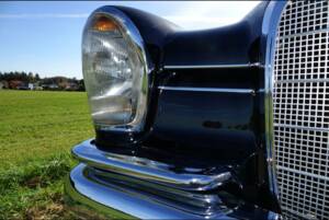 Image 6/20 of Mercedes-Benz 300 SE (1962)