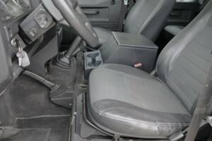 Bild 33/50 von Land Rover Defender 130 Double Cab (2007)