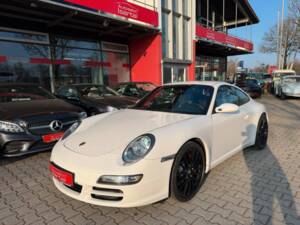 Bild 2/24 von Porsche 911 Carrera S (2004)