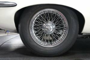 Image 48/49 de Jaguar Type E V12 (1974)